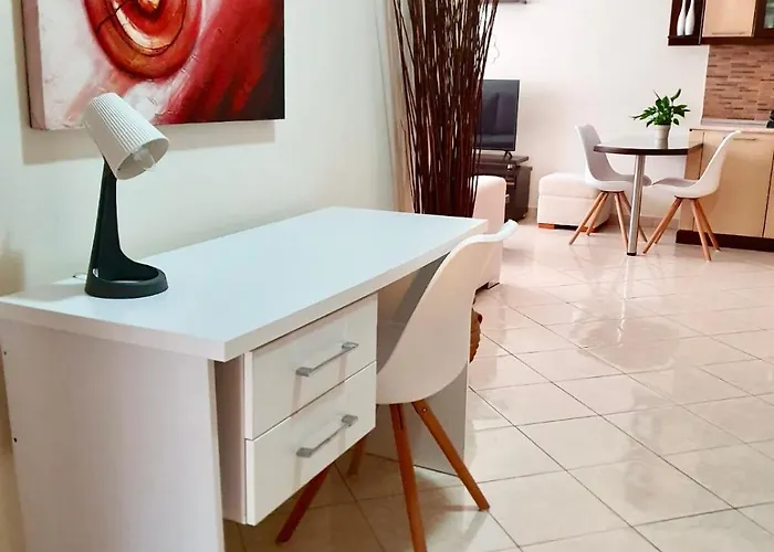 Sofia's Modern Appartamento *