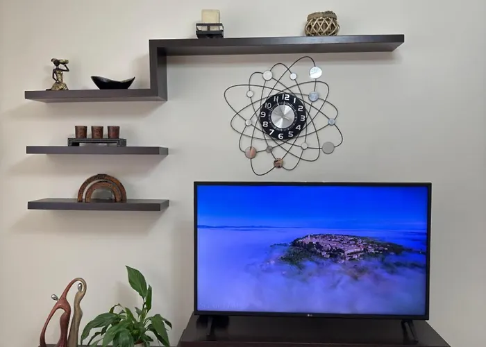 Sofia's Modern Gjirokastër